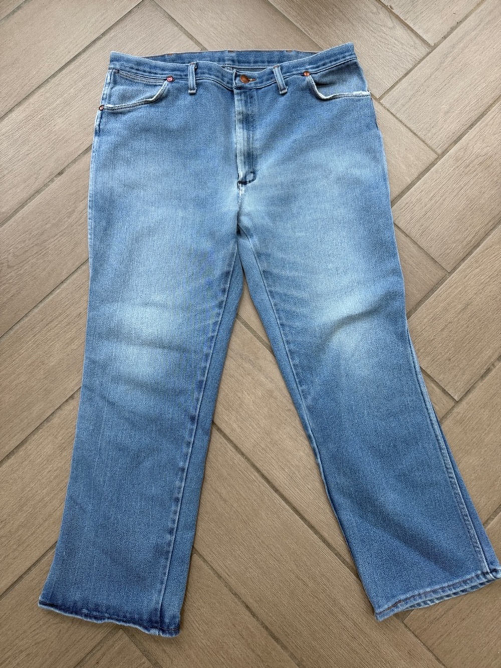 Wrangler Vintage Men's Light Blue Relaxed Jeans
